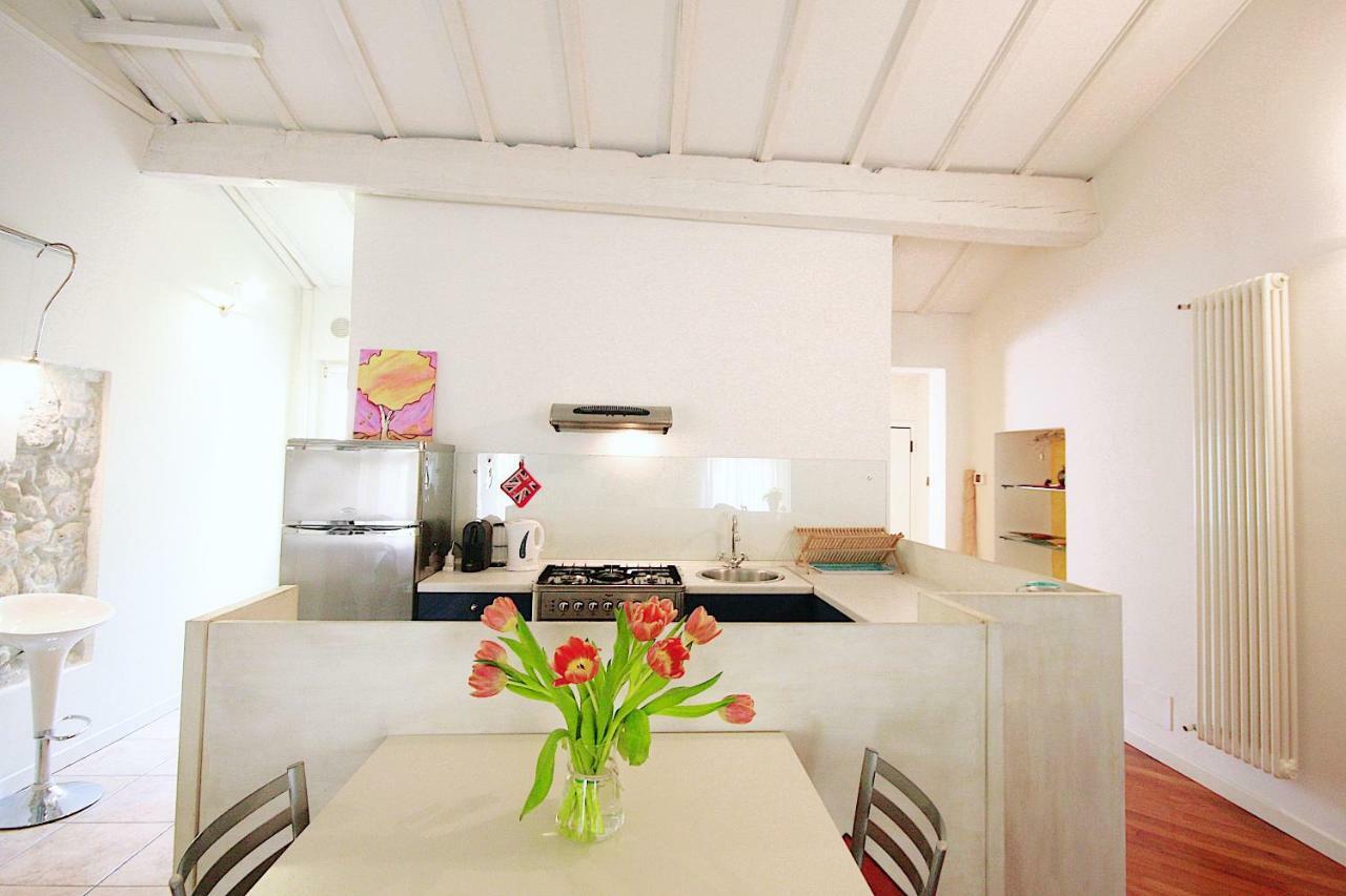 Bianco Apartment Verona Exterior foto